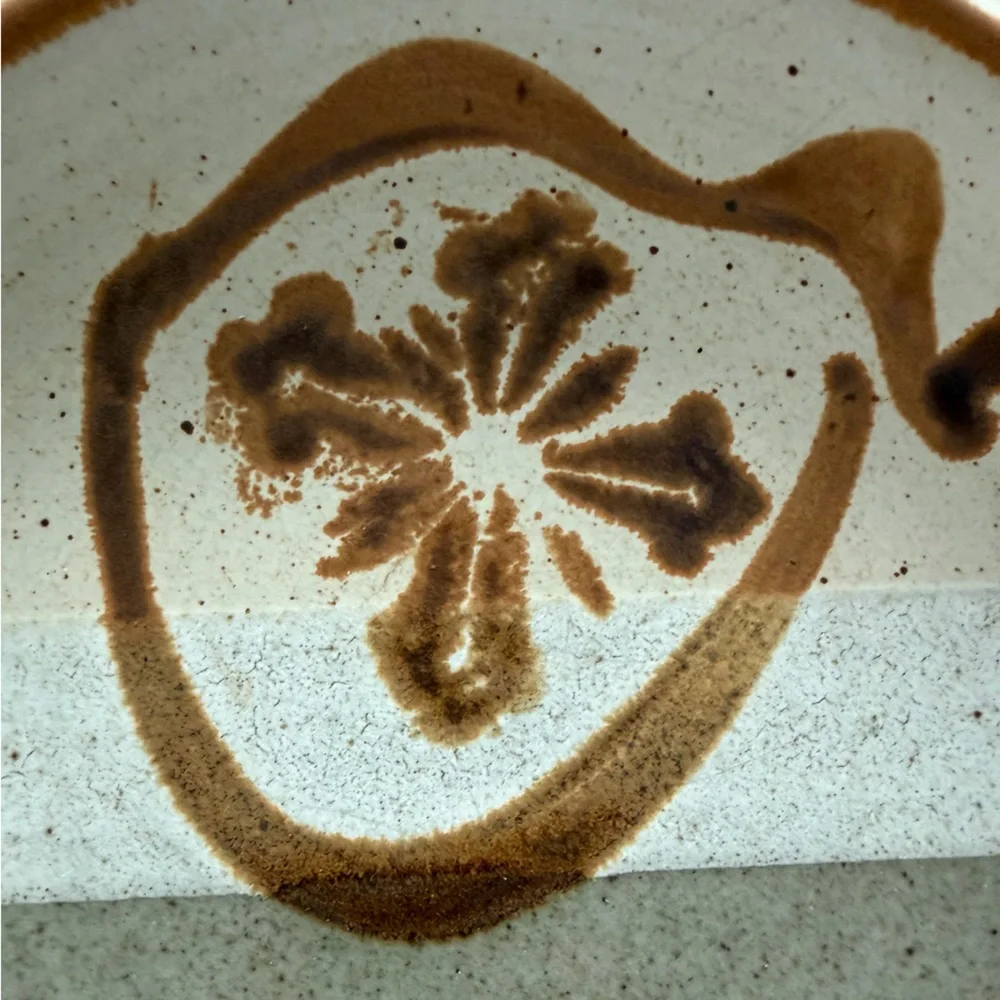 Handcrafted Ceramic Pie Plate, Serving Plate with Artistic Design. 10”x 1.5”deep - Picture 4 of 4